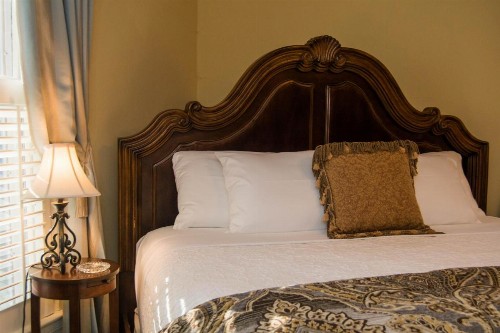Oak Hill On Love Lane Bed and Breakfast Inn - image 22