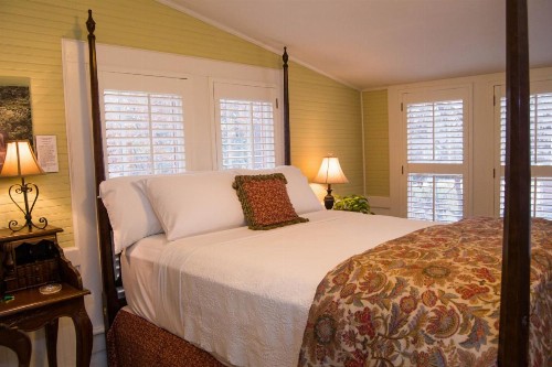 Oak Hill On Love Lane Bed and Breakfast Inn - image 23