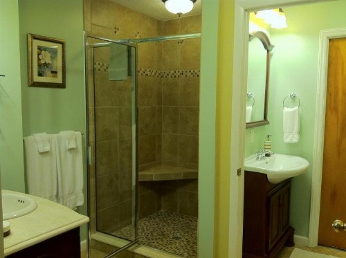 Brookside Mountain Mist Inn - image 5