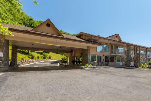 Best Western Smoky Mountain Inn - image 10