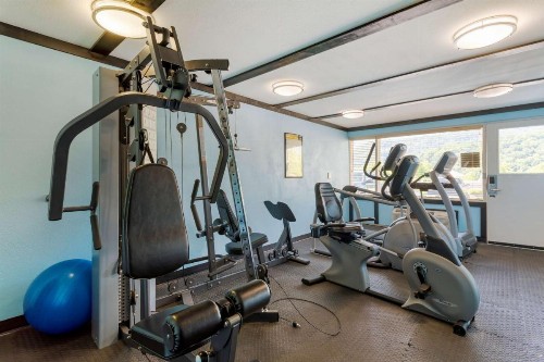 Best Western Smoky Mountain Inn - image 20
