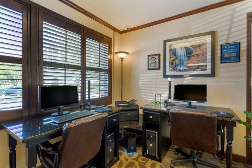 Best Western Smoky Mountain Inn - image 21