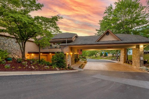 Best Western Smoky Mountain Inn - image 8