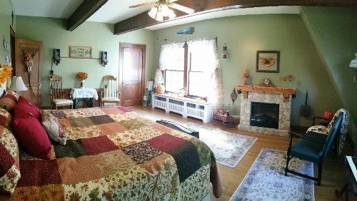 Almost Heaven Bed & Breakfast - image 8