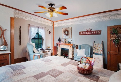 Almost Heaven Bed & Breakfast - image 9