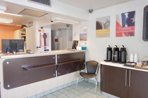 Motel 6 Weed - Mount Shasta - image 16