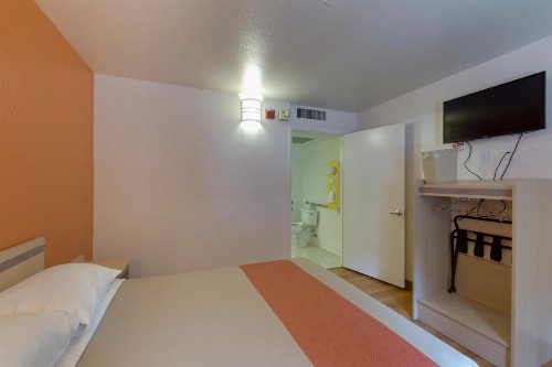 Motel 6 Weed - Mount Shasta - image 21