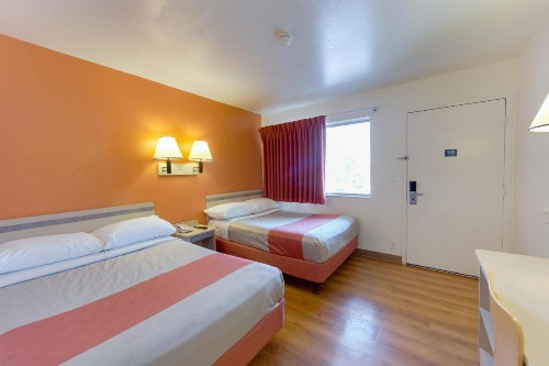 Motel 6 Weed - Mount Shasta - image 28