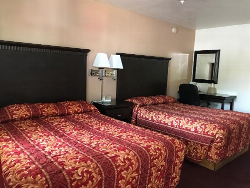 Townhouse Motel - image 23