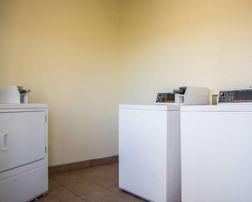 Quality Inn - Weeki Wachee - image 5
