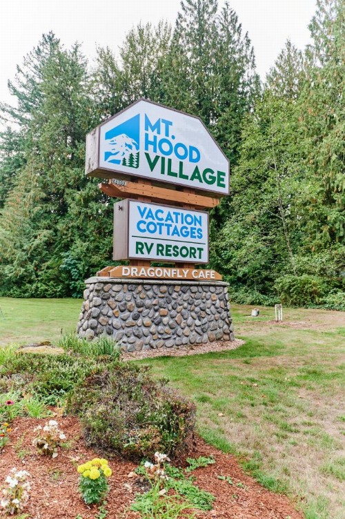 Mount Hood Village Deluxe Cabin 5 - image 35