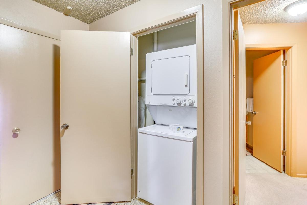 Fairway Estates Retreat - image 7