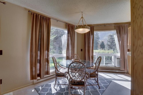 Fairway Estates Retreat - image 9