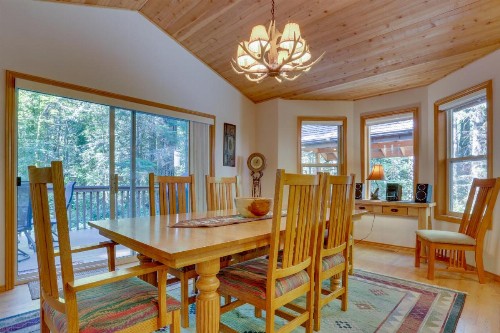 Salmon River Lodge - image 6