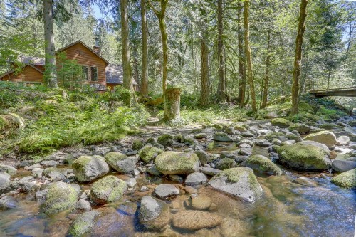 Salmon River Lodge - image 7