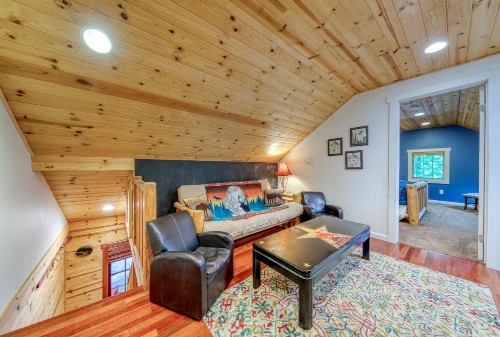 The Sharp Cabin - image 12