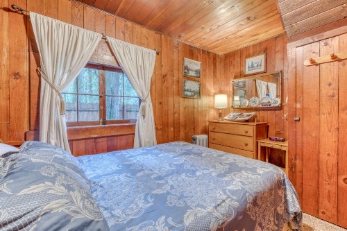 Old Smokey Cabin - image 6