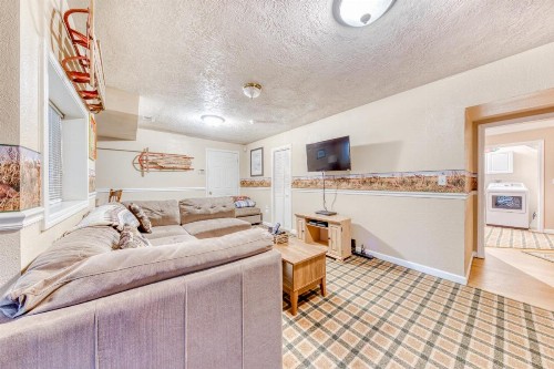 Barlow Creekside Lodge - image 11