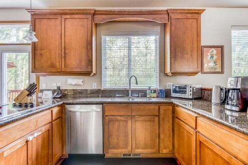 Twinberry Lodge - image 11
