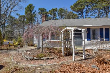 339 5 Min Drive to Lecount Hollow Beach Dog Friendly Washer and Dryer Private Yard with Patio and Fire Pit - image 4