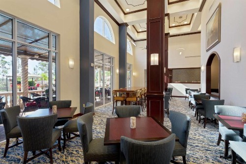 Hampton Inn & Suites Wellington - image 6
