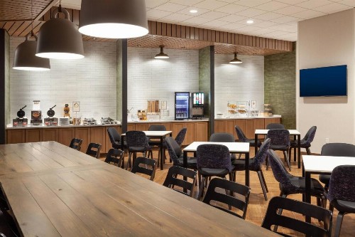 Fairfield Inn & Suites by Marriott Wellington-West Palm Beach - image 16