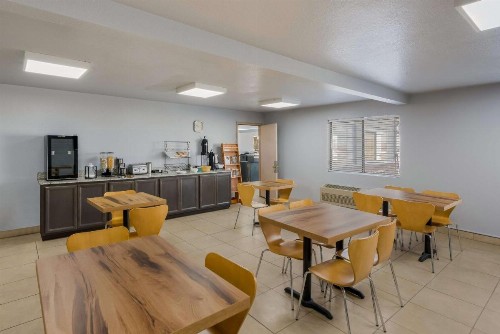 Rest Inn Suites Motel - image 20