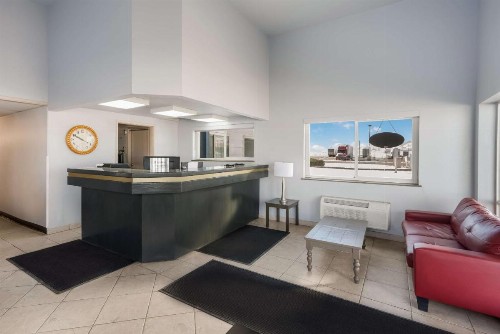 Rest Inn Suites Motel - image 3