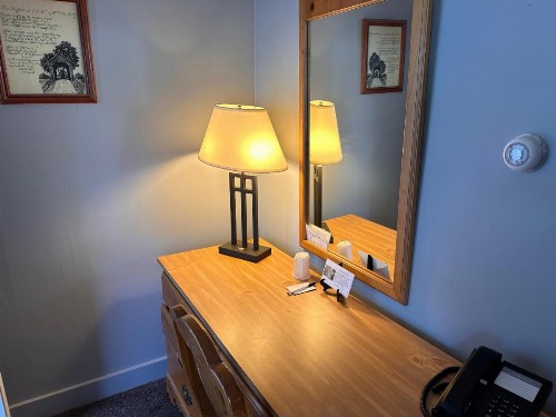 Wells River Motel - image 27
