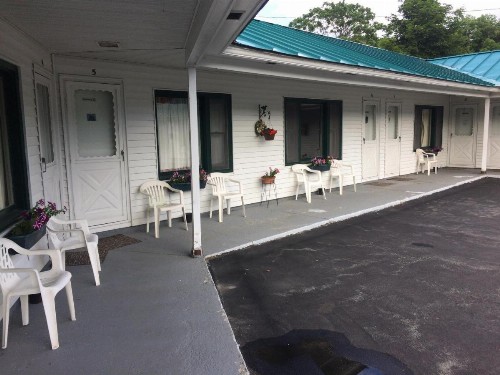 Wells River Motel - image 36
