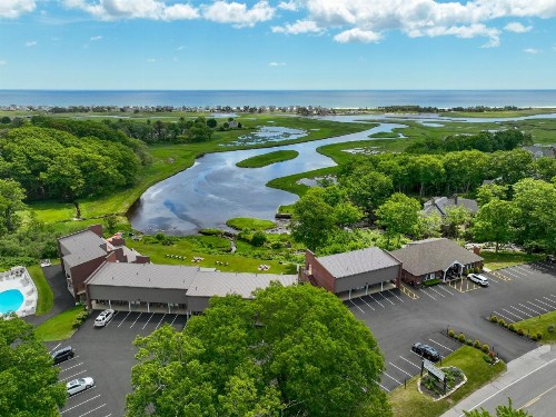 Ogunquit River Inn & Suites Ascend Hotel Collection - image 12