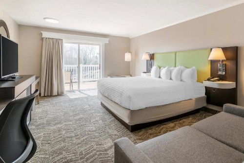 Ogunquit River Inn & Suites Ascend Hotel Collection - image 6