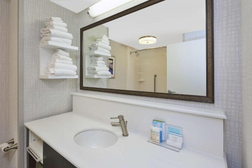 Hampton Inn & Suites Wells-Ogunquit - image 18