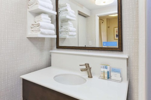 Hampton Inn & Suites Wells-Ogunquit - image 35