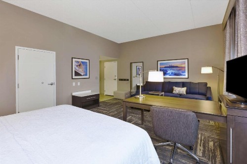 Hampton Inn & Suites Wells-Ogunquit - image 42