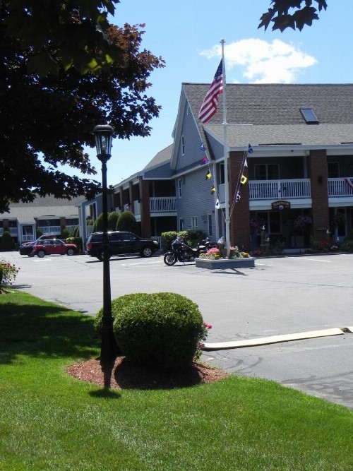 Elmwood Resort Hotel - image 46
