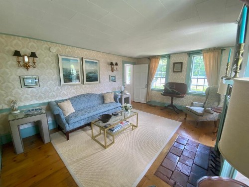 Holiday Guest House Bed & Breakfast - image 38