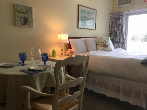 The Beach Rose Inn - image 11