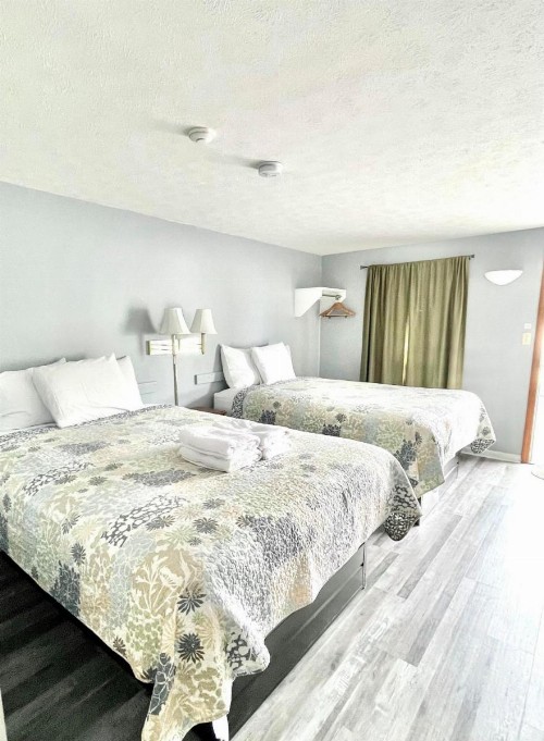 Seacoast Motel - image 24
