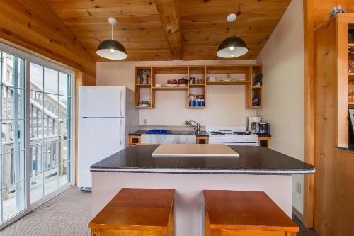 The Artist Shack - image 12