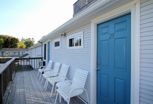 Wells Moody Motel - image 37