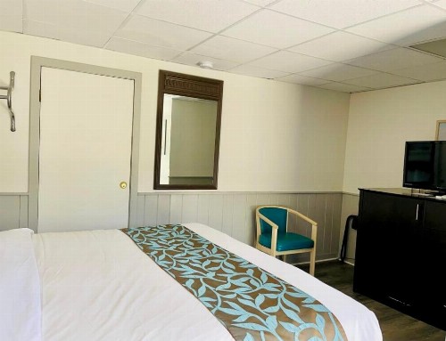 Wells Moody Motel - image 45