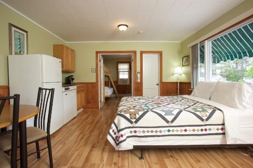 Drake's Island Resort - image 7