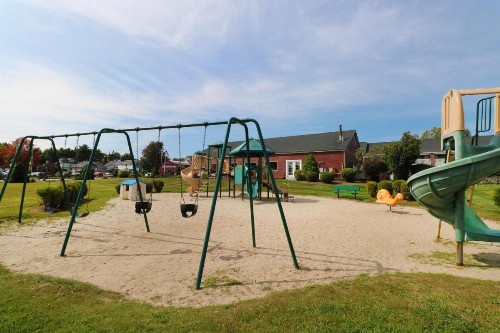 Misty Harbor Resort - image 10