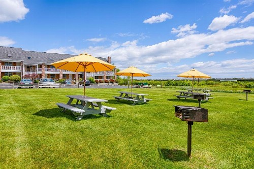 Misty Harbor Resort - image 15