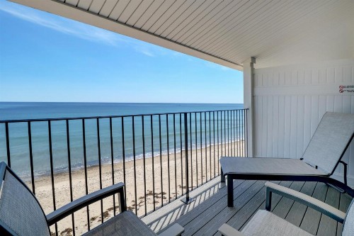 Atlantic Oceanfront Motel Wells Beach - image 15