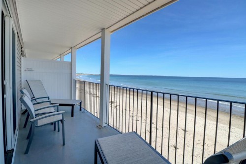 Atlantic Oceanfront Motel Wells Beach - image 9
