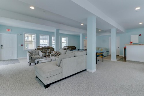 Bay Breeze - image 8