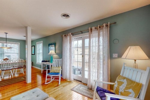 Coastal Retreat - image 8