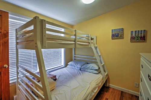 Wells Beach Cottage with Pool Access - 1 Mi to Coast! - image 6